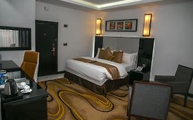 Greenpoint Hotel